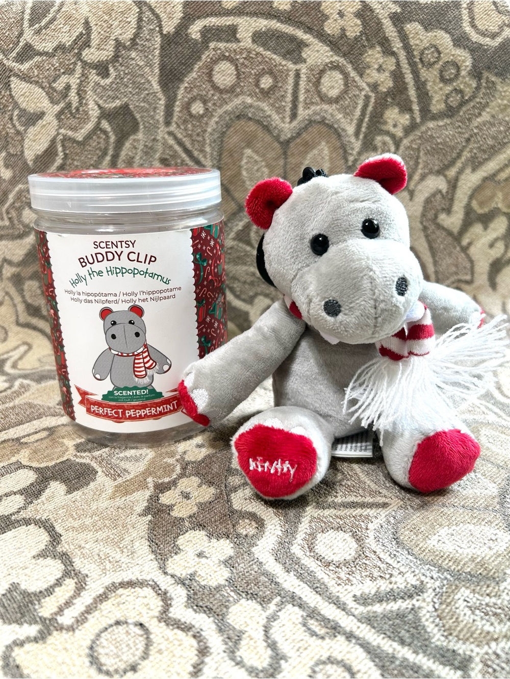 Scentsy Buddy Clip Holly the Hippopotamus “Perfect Peppermint” Scented
